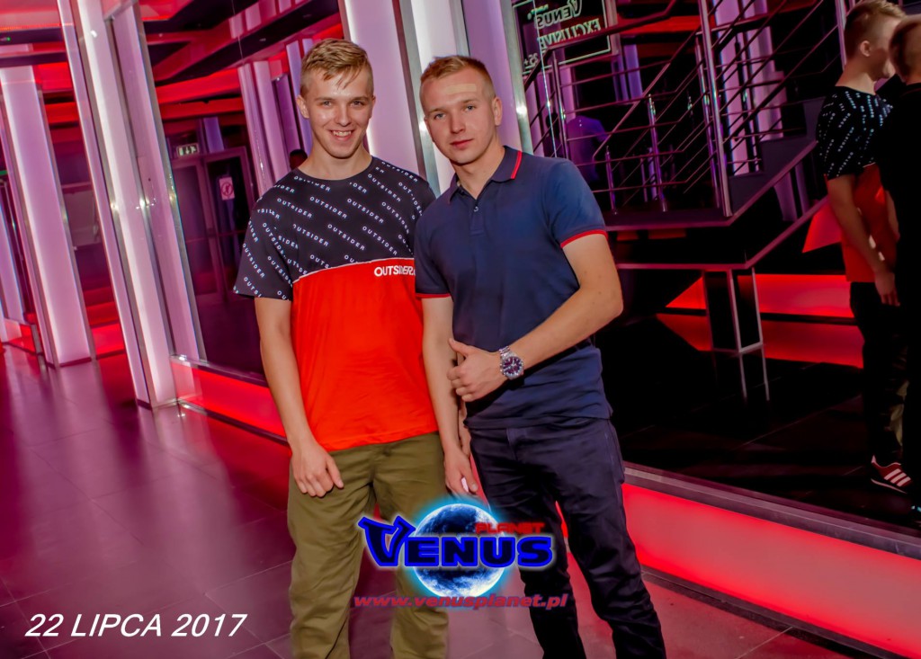 Gorąca noc w klubie Venus Koneck