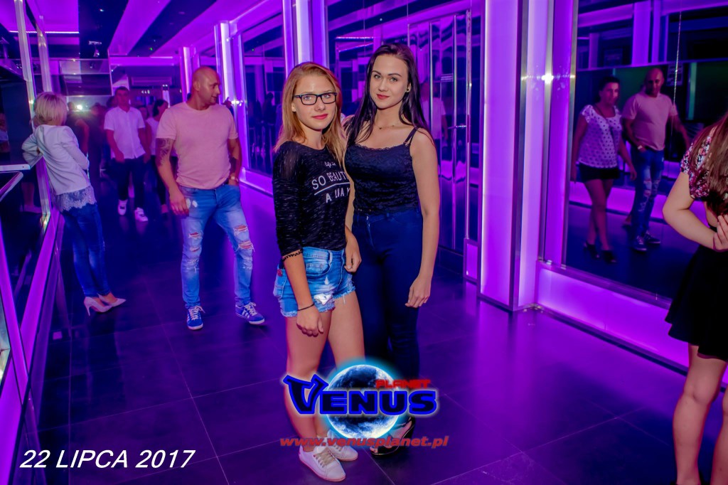 Gorąca noc w klubie Venus Koneck