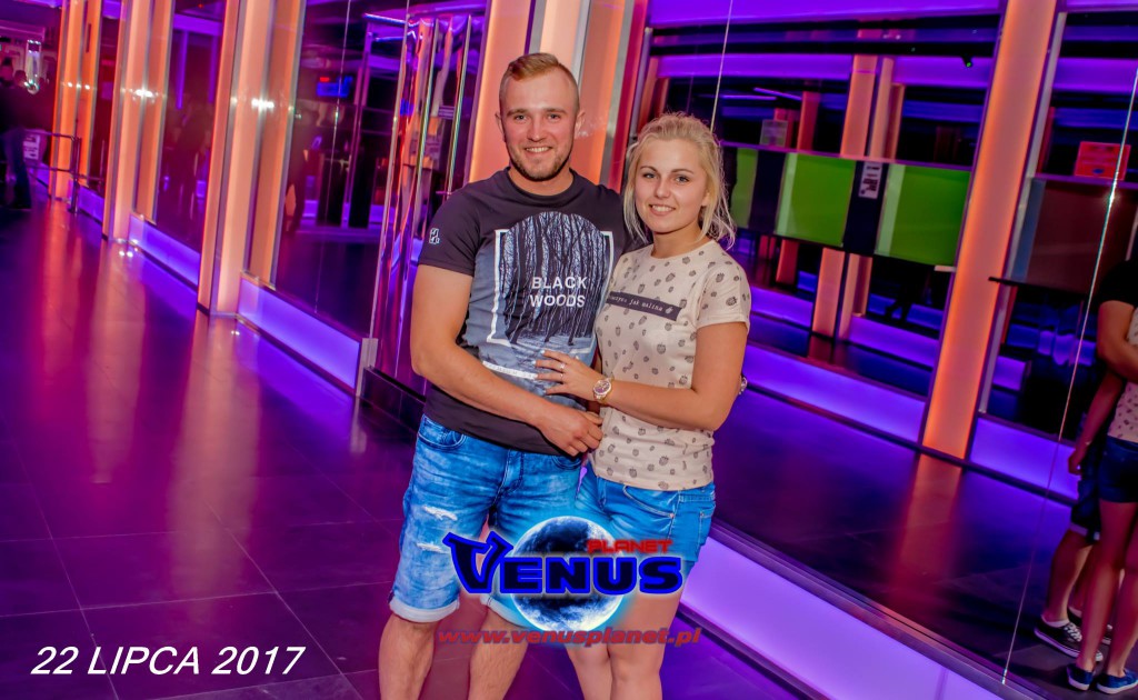 Gorąca noc w klubie Venus Koneck