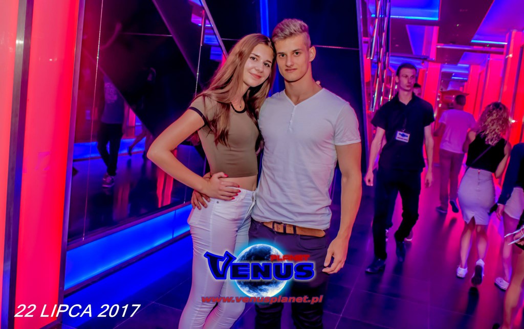 Gorąca noc w klubie Venus Koneck