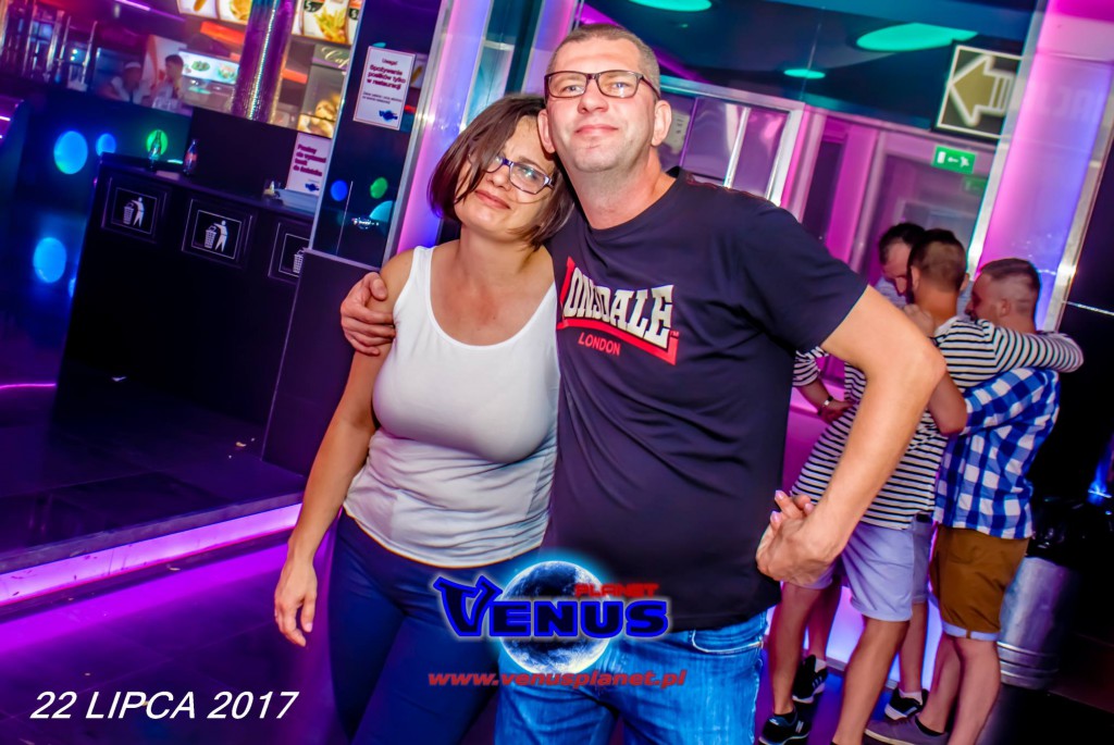 Gorąca noc w klubie Venus Koneck