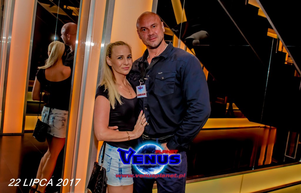 Gorąca noc w klubie Venus Koneck