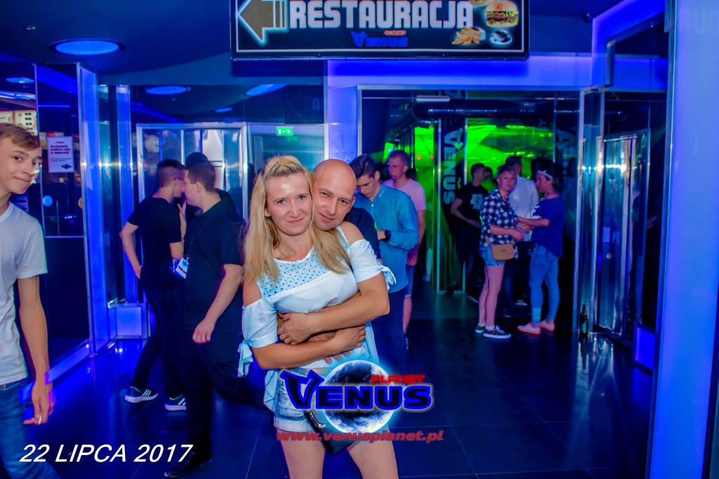 Gorąca noc w klubie Venus Koneck