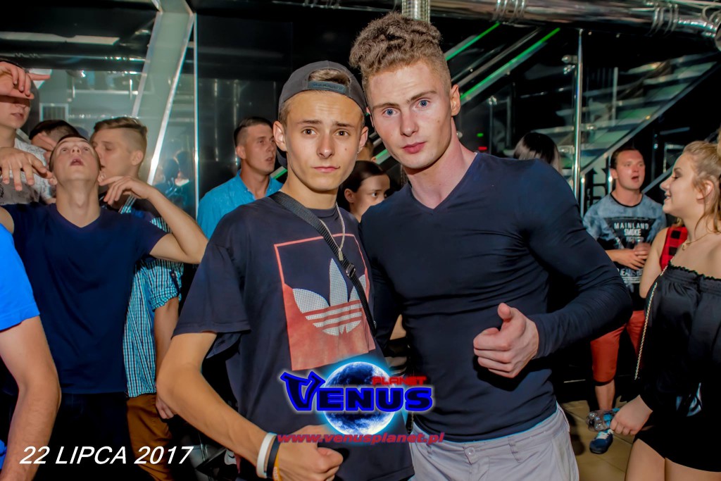 Gorąca noc w klubie Venus Koneck