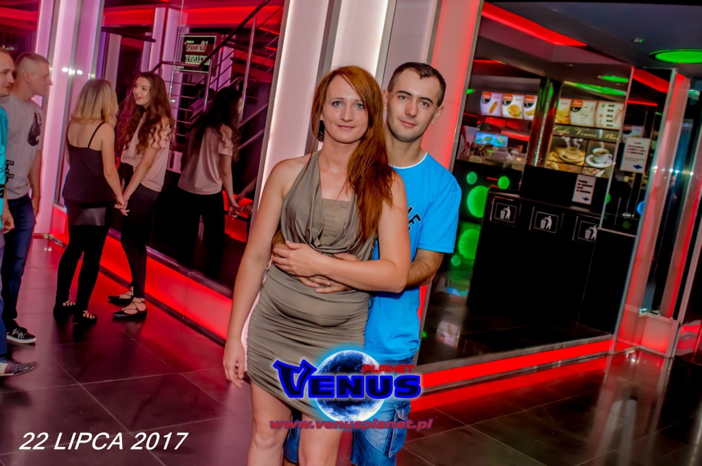 Gorąca noc w klubie Venus Koneck