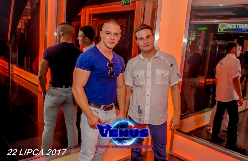 Gorąca noc w klubie Venus Koneck