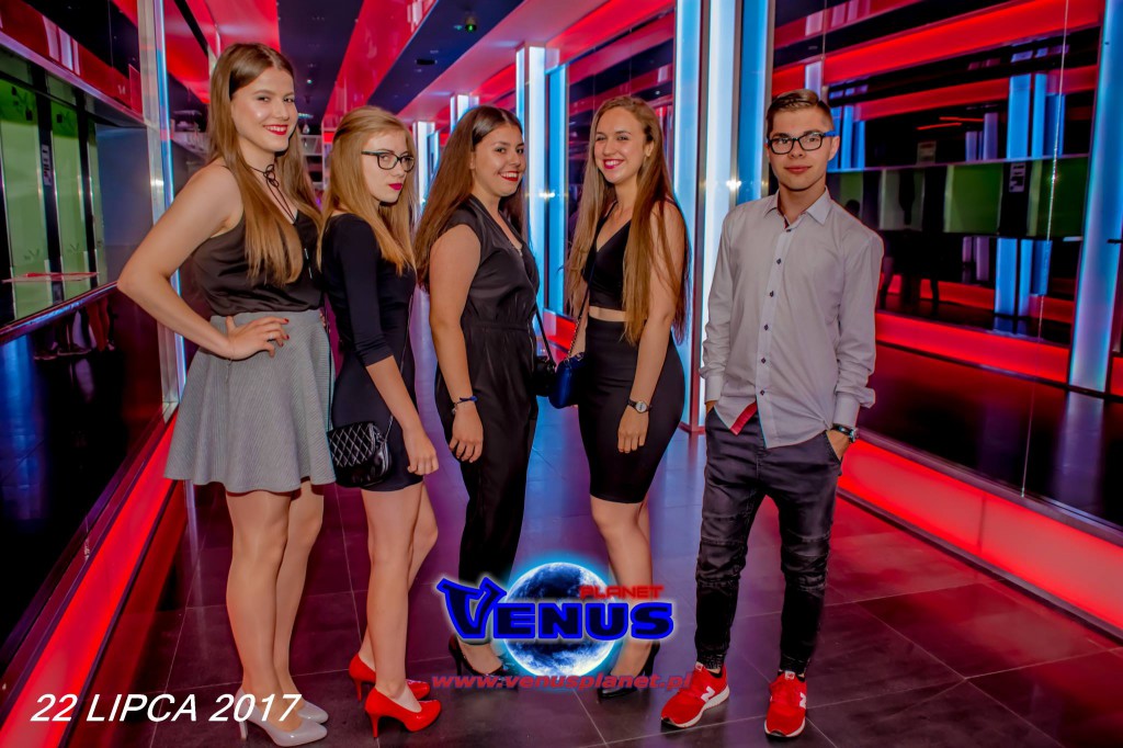 Gorąca noc w klubie Venus Koneck