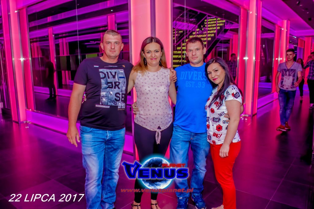 Gorąca noc w klubie Venus Koneck