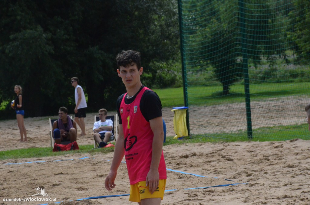 Turniej siatkówki plażowej