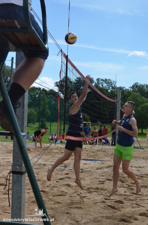 Turniej siatkówki plażowej