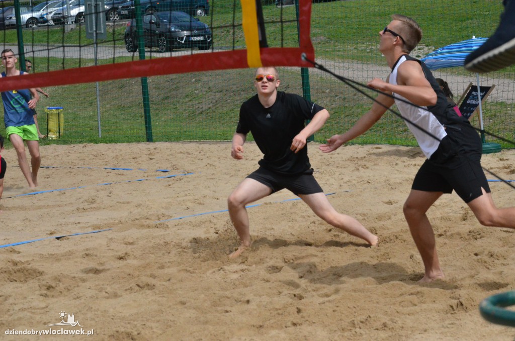 Turniej siatkówki plażowej
