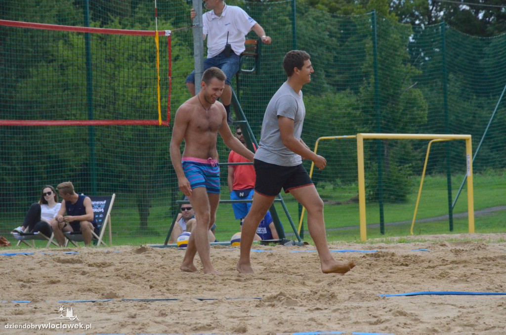 Turniej siatkówki plażowej