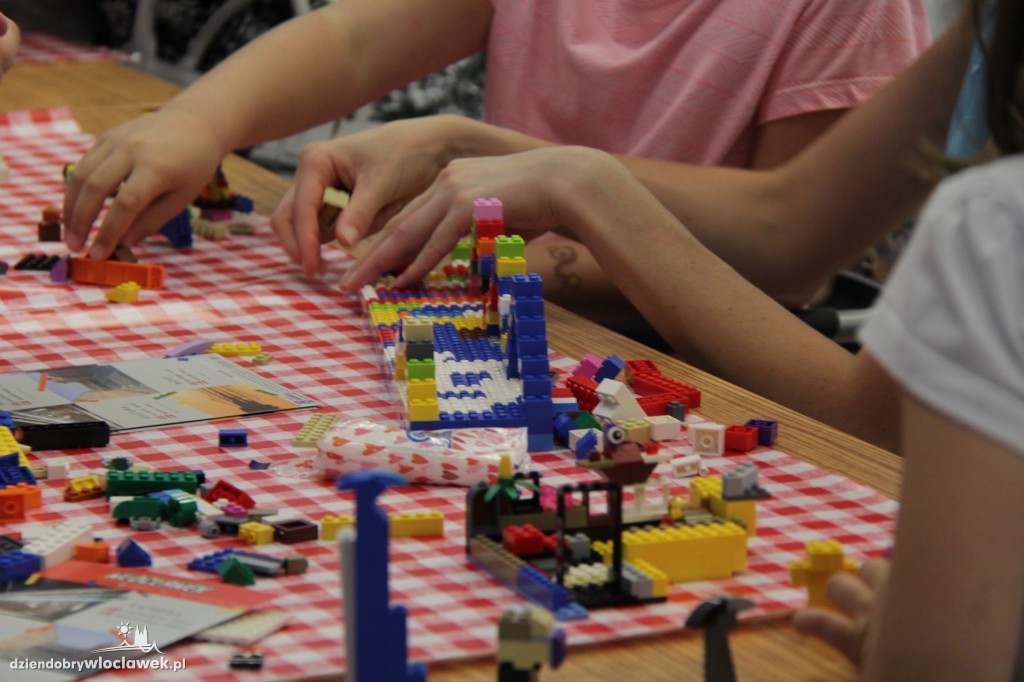 Budowanie Włocławka z klocków LEGO