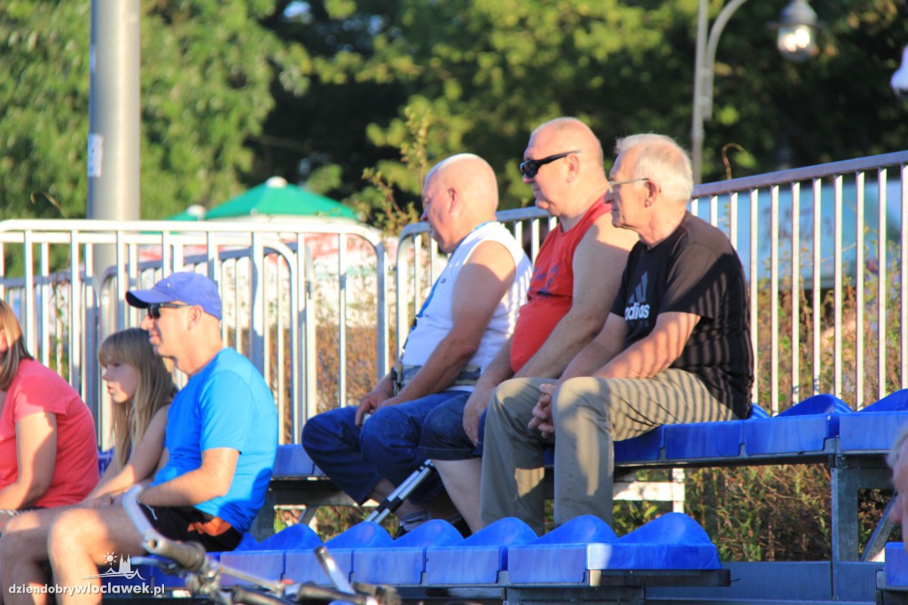 De Bobers na scenie wodnej we Włocławku