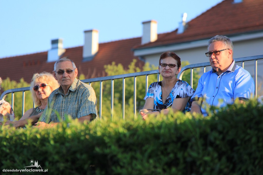 De Bobers na scenie wodnej we Włocławku