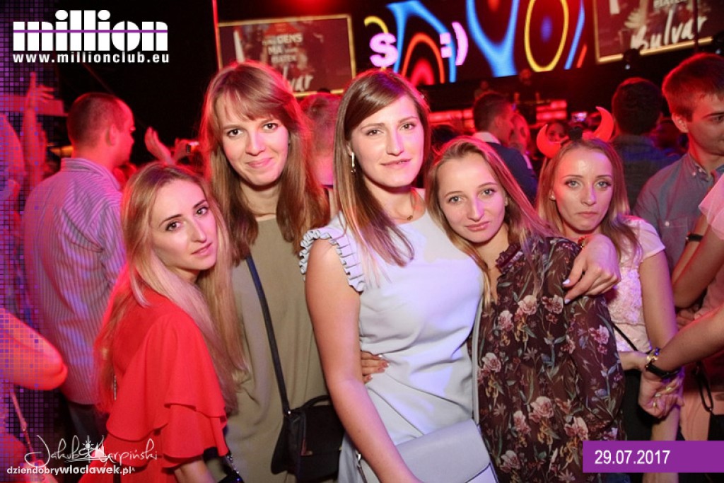 Sobotnia noc w Millionie