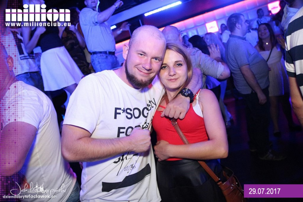 Sobotnia noc w Millionie