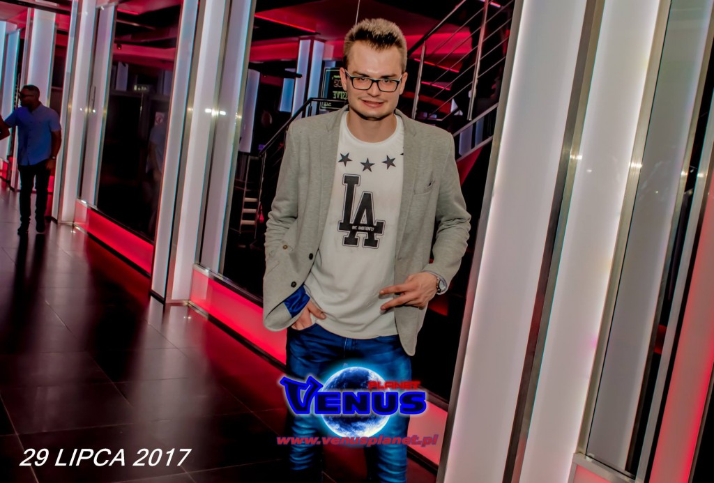 Szalona impreza w klubie Venus