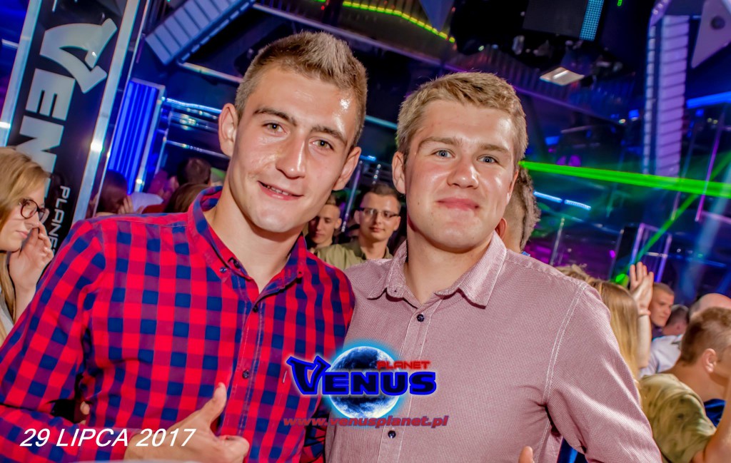 Szalona impreza w klubie Venus