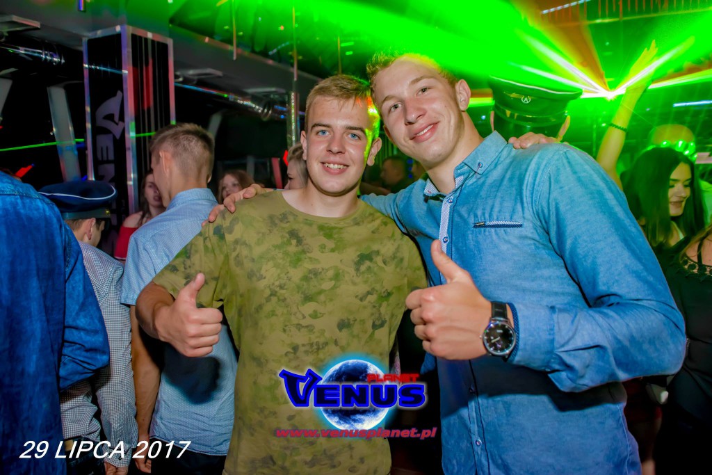 Szalona impreza w klubie Venus