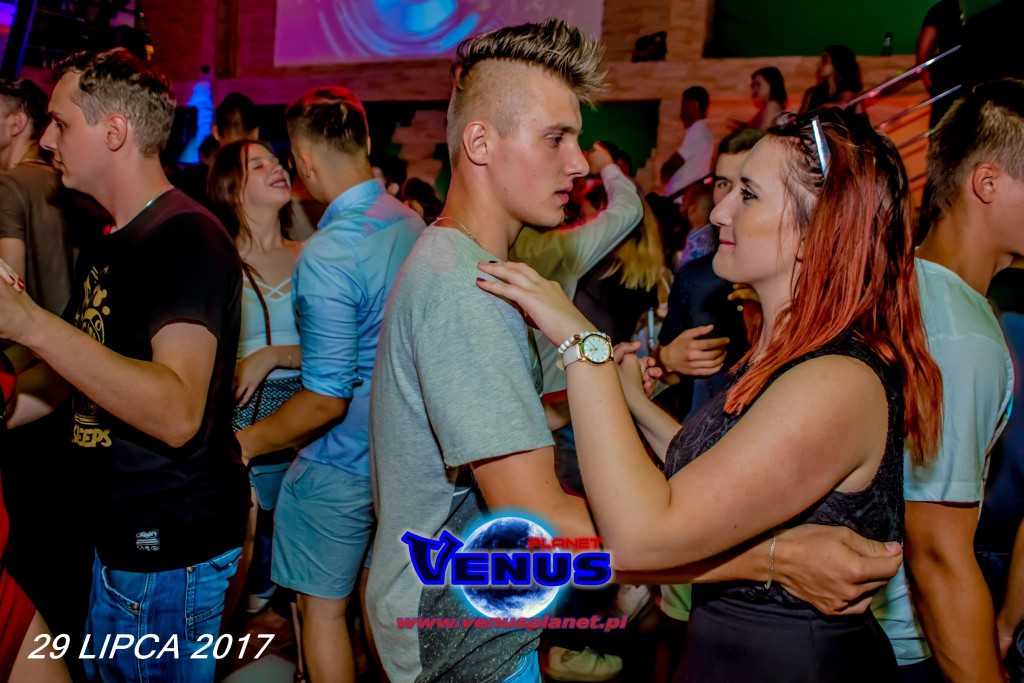 Szalona impreza w klubie Venus
