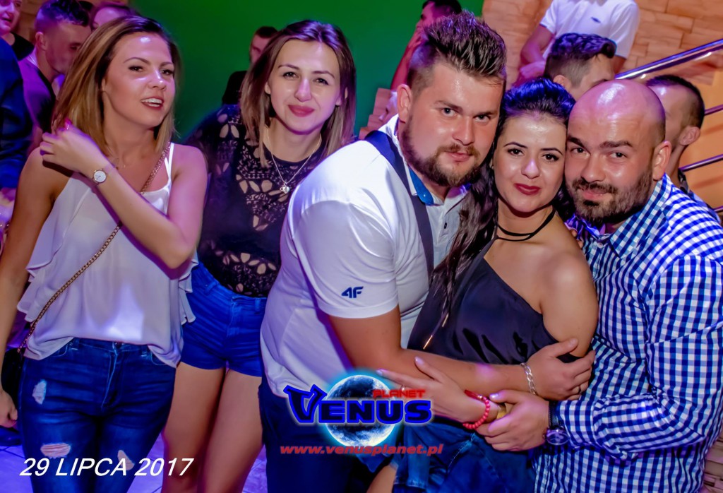 Szalona impreza w klubie Venus