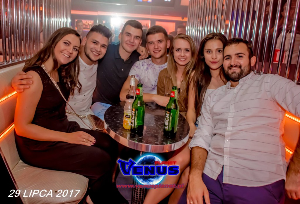Szalona impreza w klubie Venus
