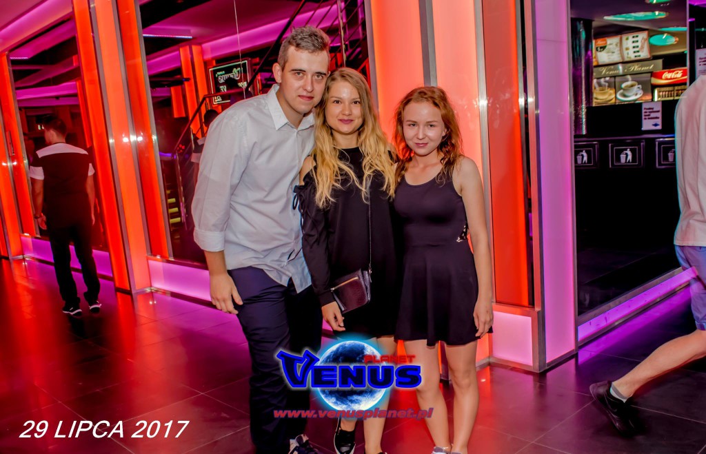 Szalona impreza w klubie Venus