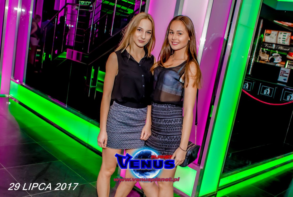 Szalona impreza w klubie Venus