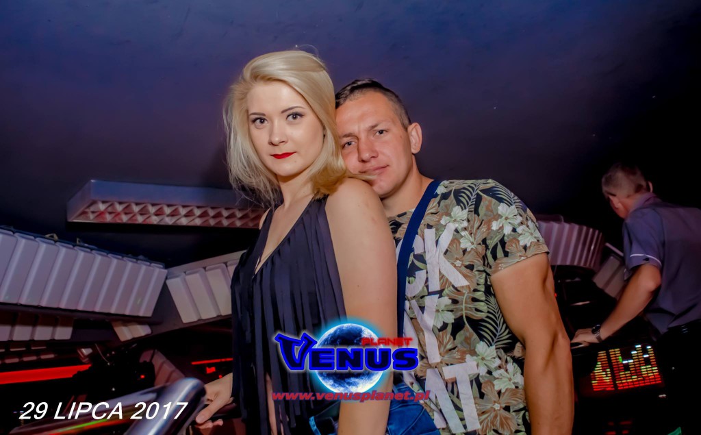 Szalona impreza w klubie Venus