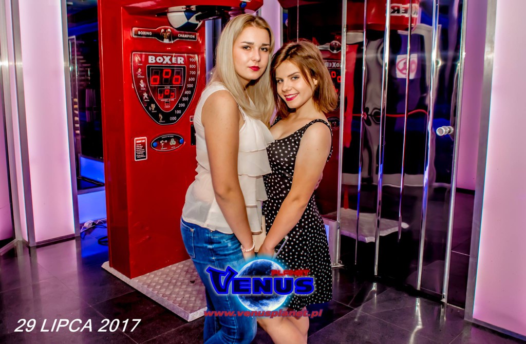 Szalona impreza w klubie Venus