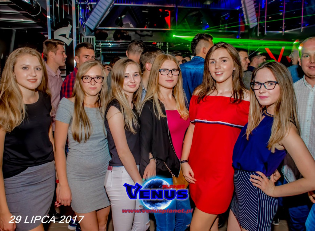 Szalona impreza w klubie Venus