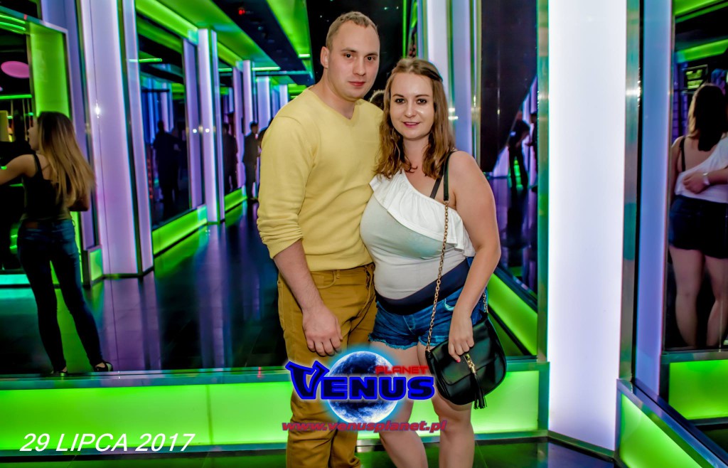 Szalona impreza w klubie Venus