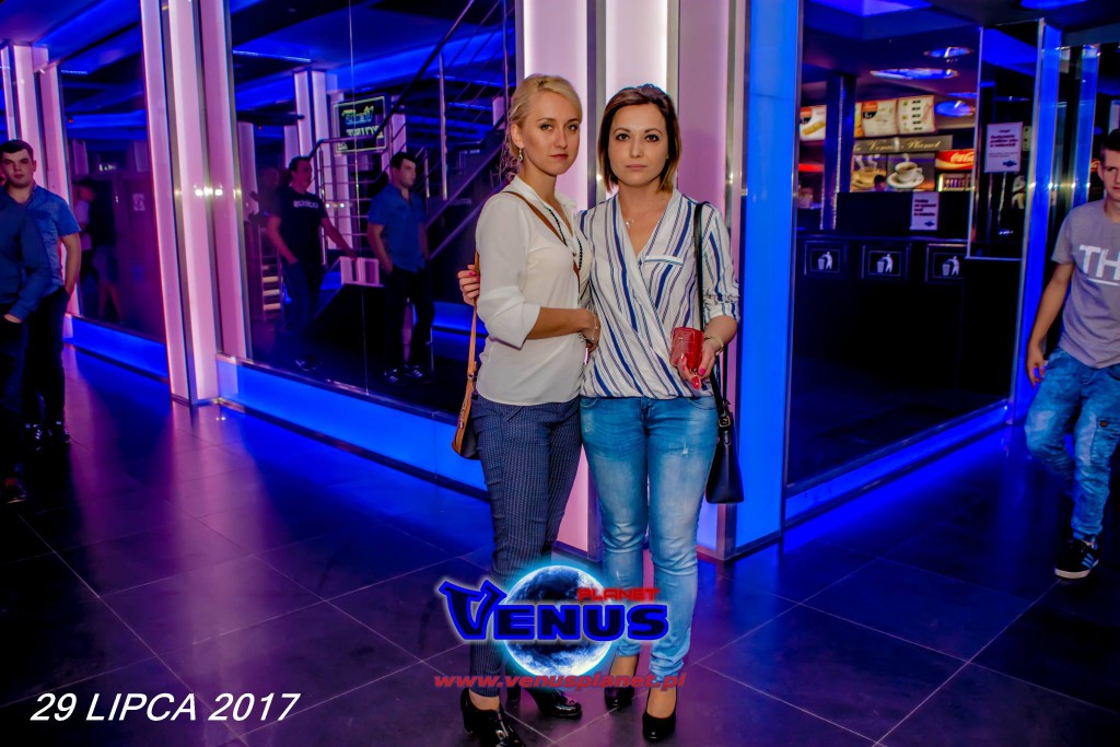 Szalona impreza w klubie Venus