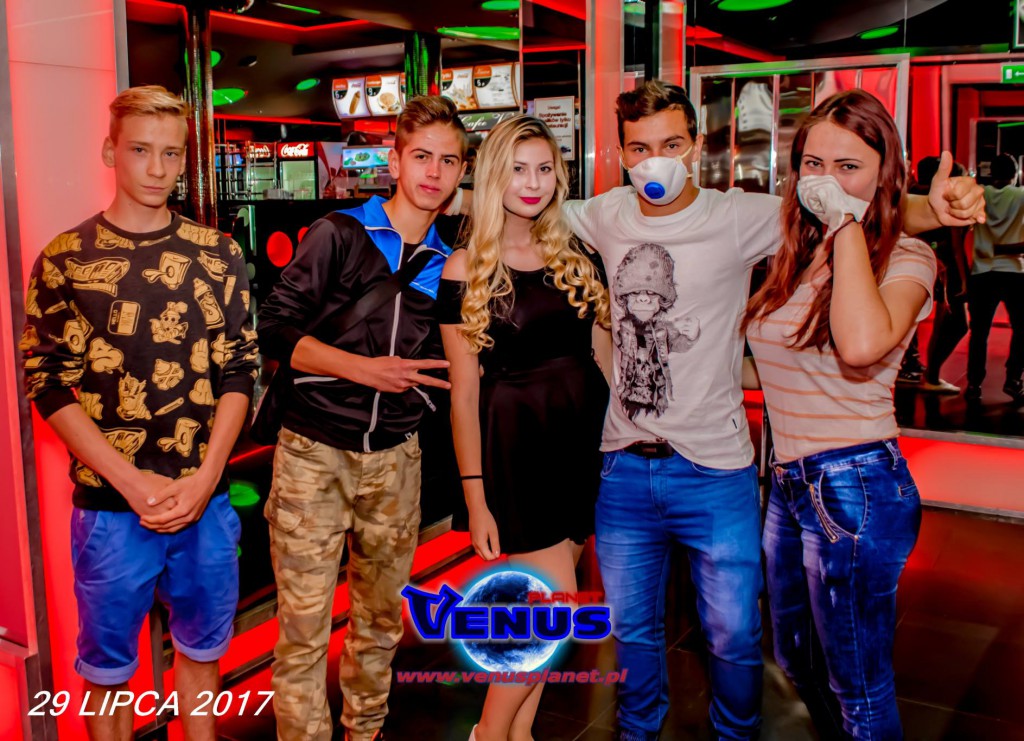 Szalona impreza w klubie Venus