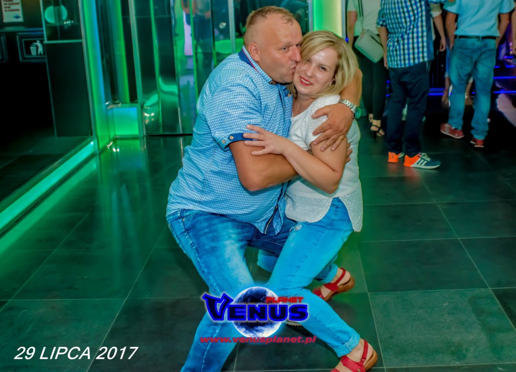 Szalona impreza w klubie Venus