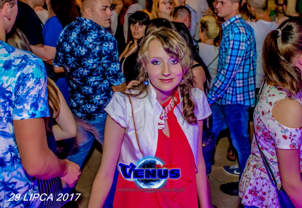 Szalona impreza w klubie Venus
