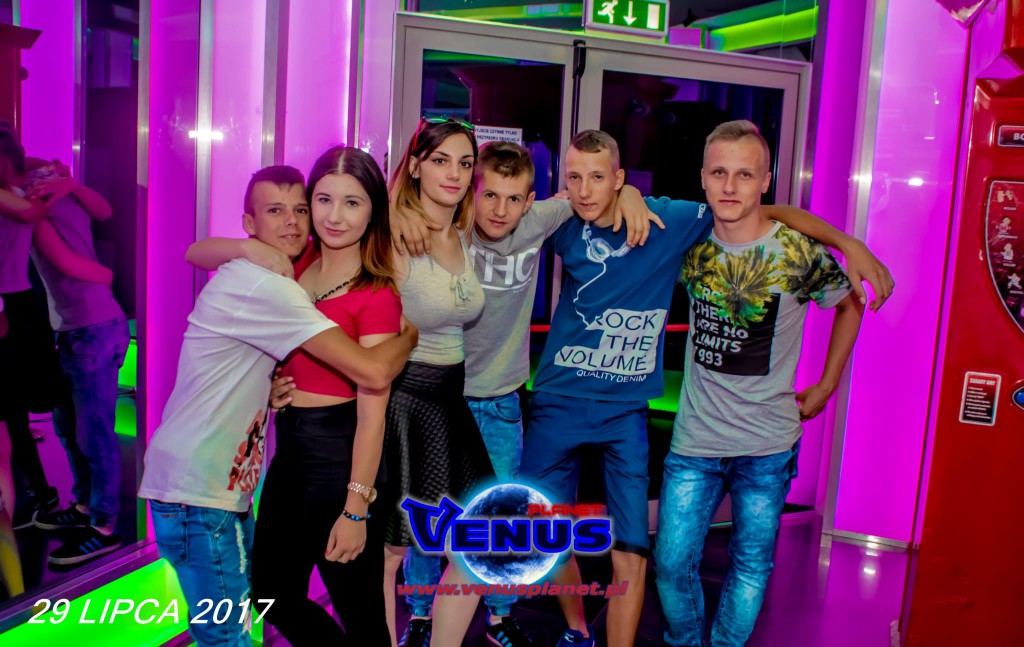 Szalona impreza w klubie Venus
