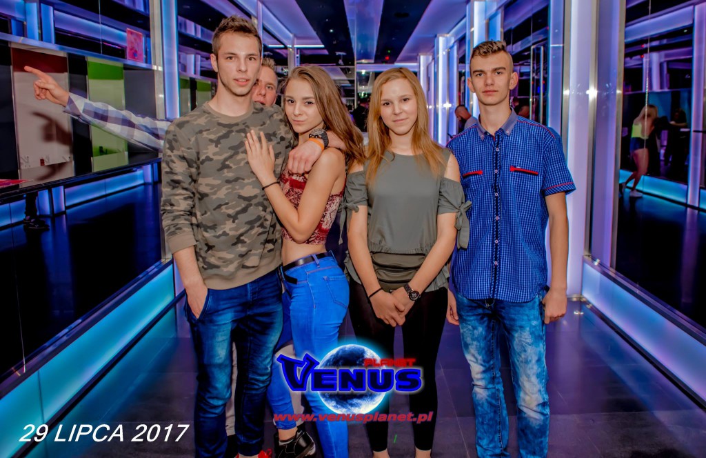 Szalona impreza w klubie Venus