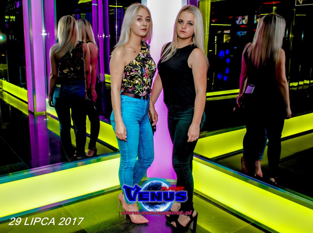 Szalona impreza w klubie Venus