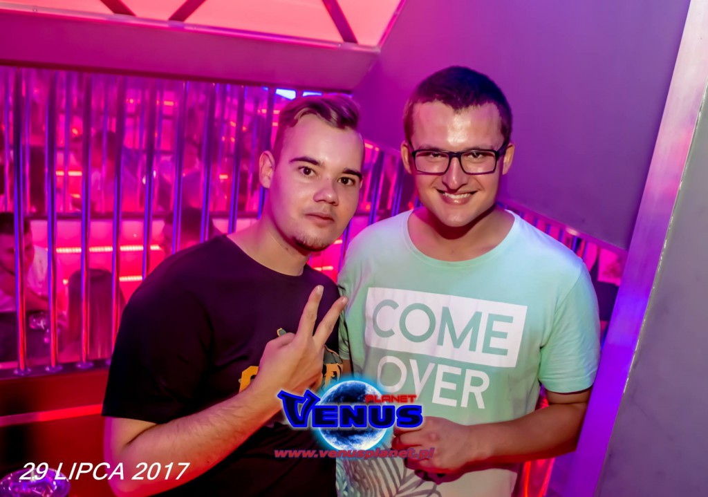 Szalona impreza w klubie Venus