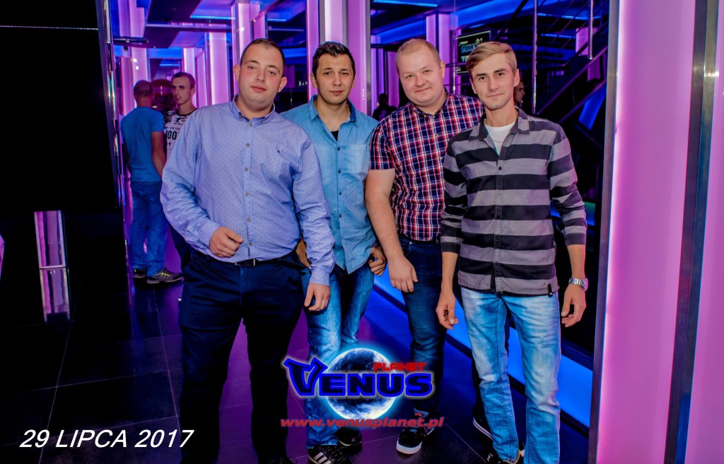Szalona impreza w klubie Venus