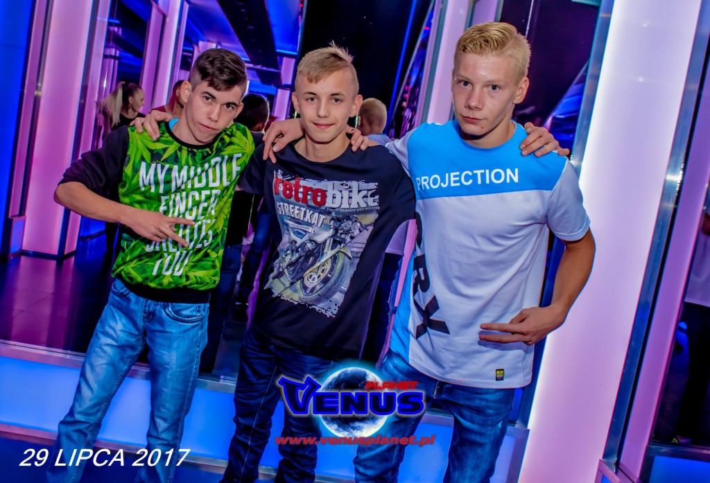Szalona impreza w klubie Venus