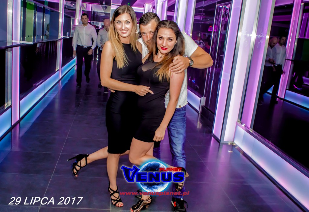Szalona impreza w klubie Venus