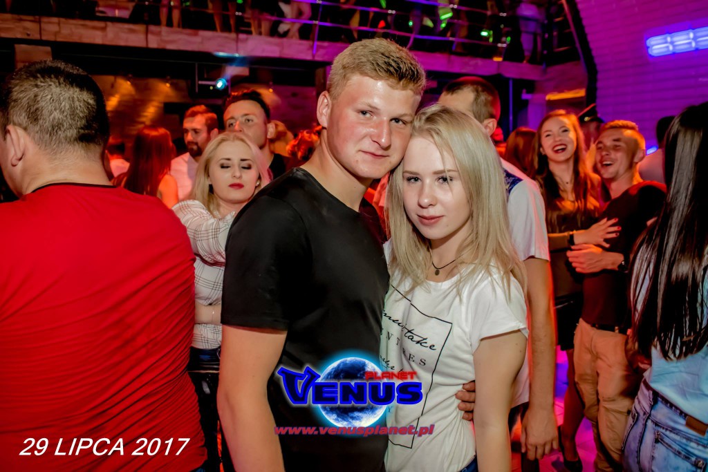 Szalona impreza w klubie Venus