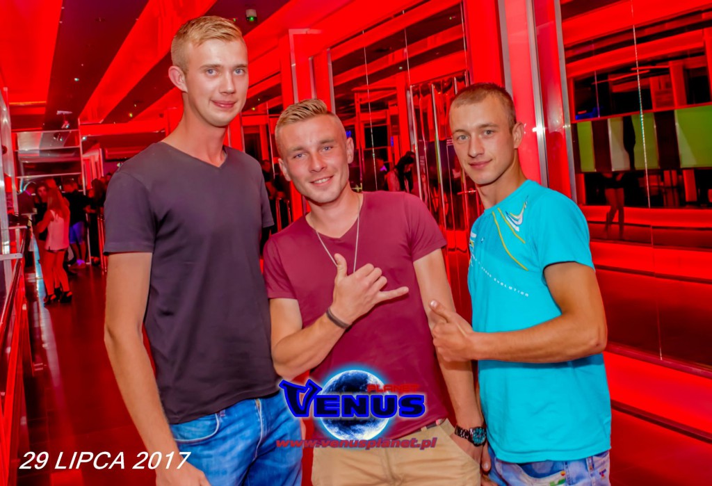 Szalona impreza w klubie Venus