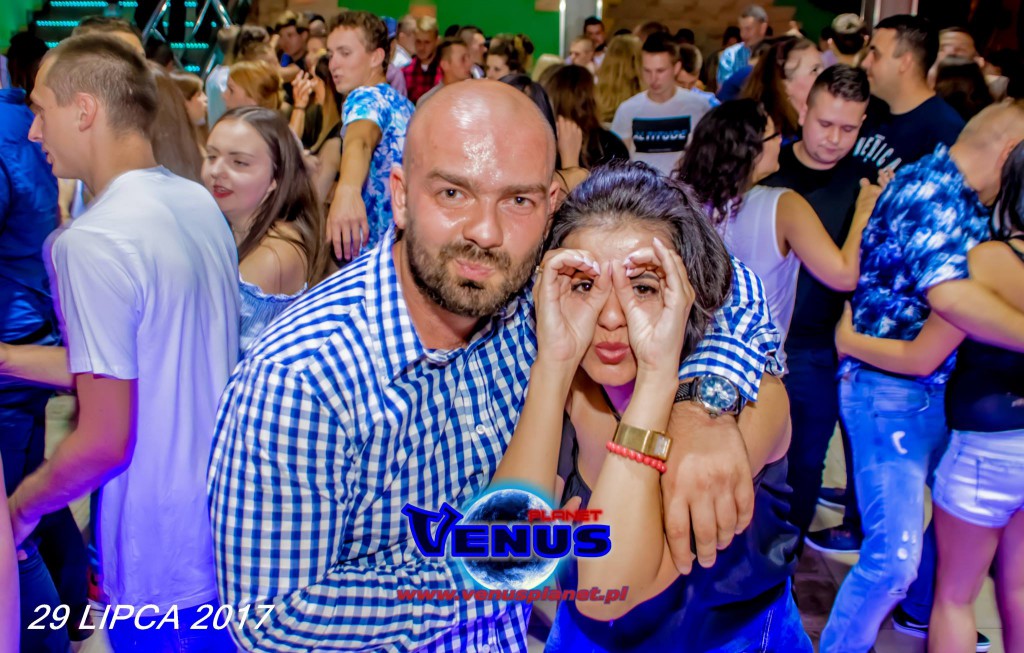 Szalona impreza w klubie Venus