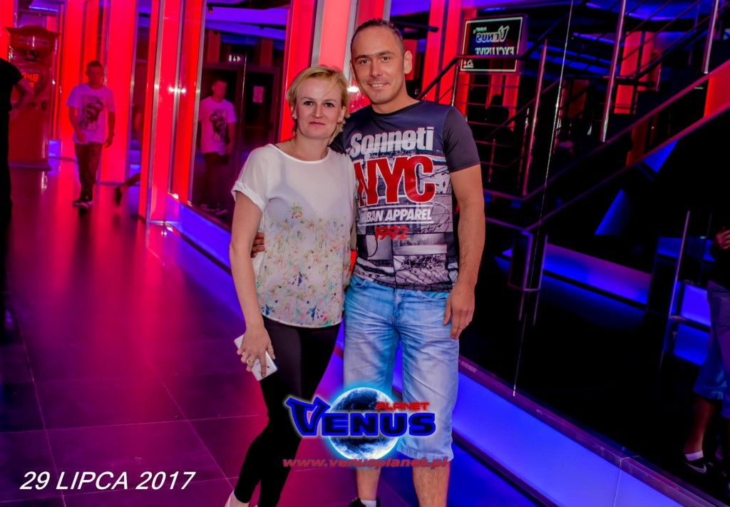 Szalona impreza w klubie Venus
