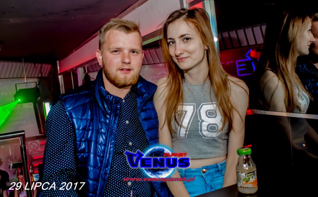 Szalona impreza w klubie Venus