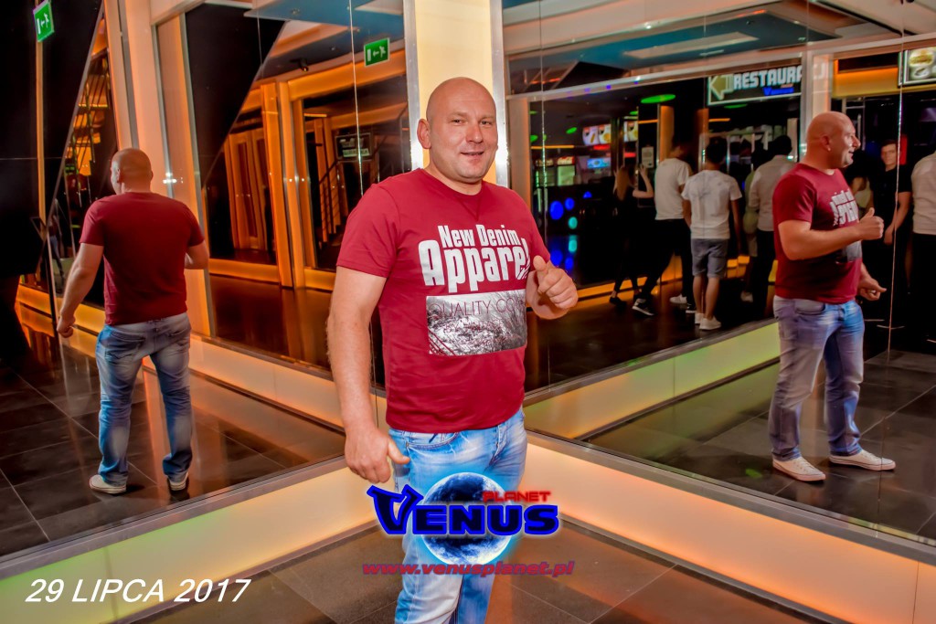 Szalona impreza w klubie Venus